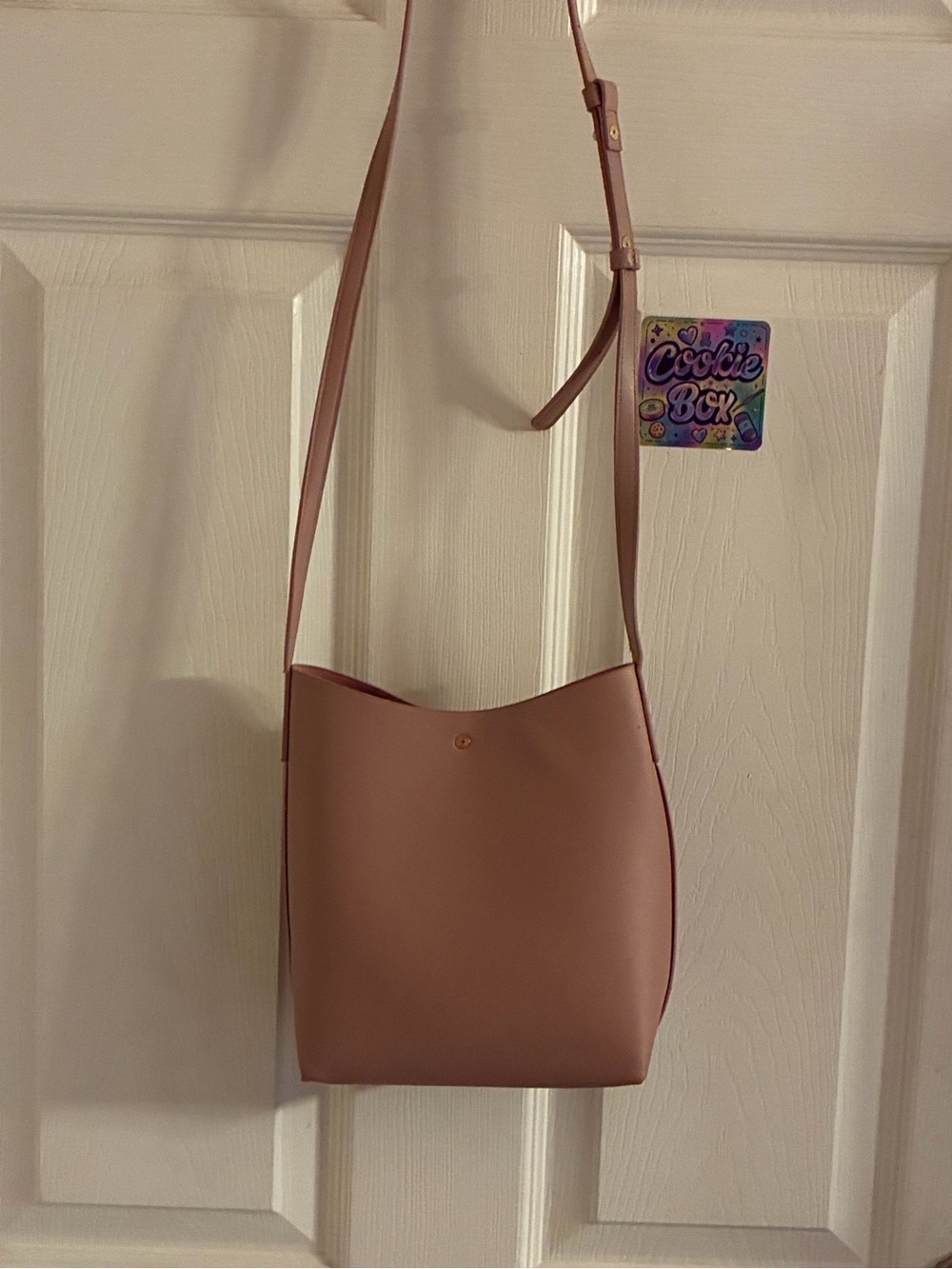 Minimalist Pink Crossbody Bucket Bag